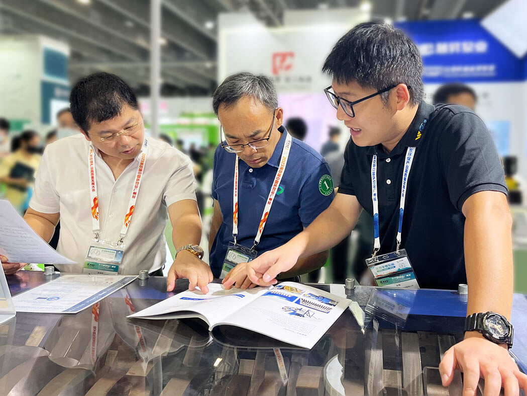 Wiscon showcases double-shaft shredder at IE expo Guangzhou