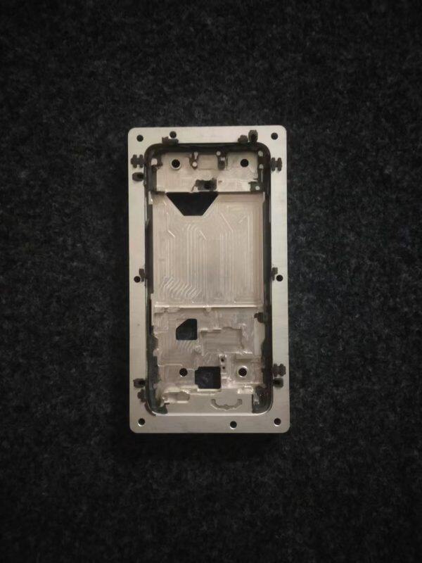 Profilés électroniques en aluminium
