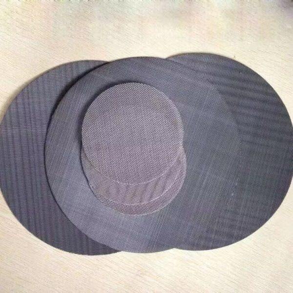 black wire cloth （black iron wire mesh）