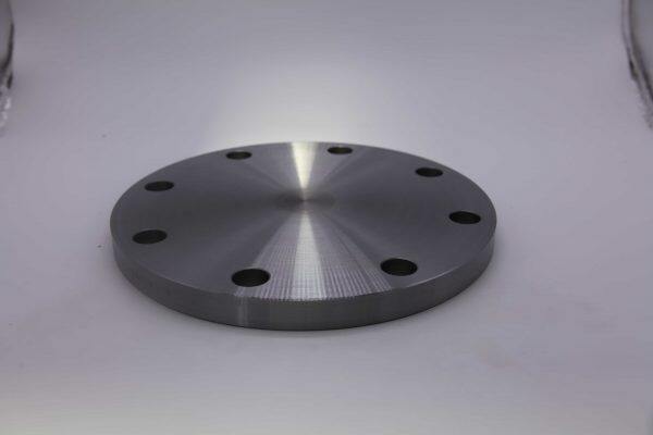 Blind flange