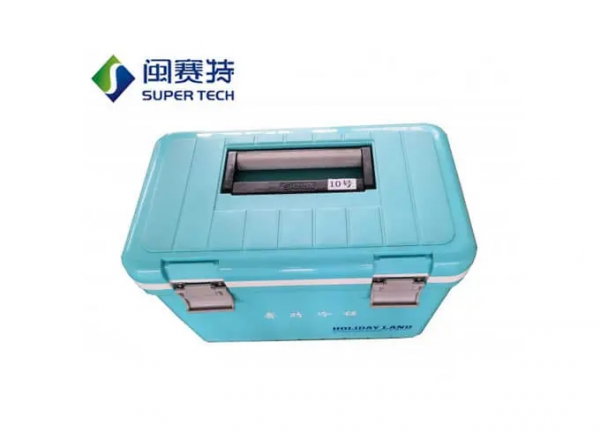 plastic cooler box