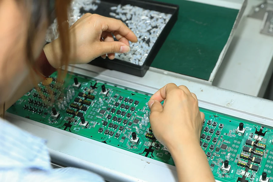 PCB-Assembly-DIP