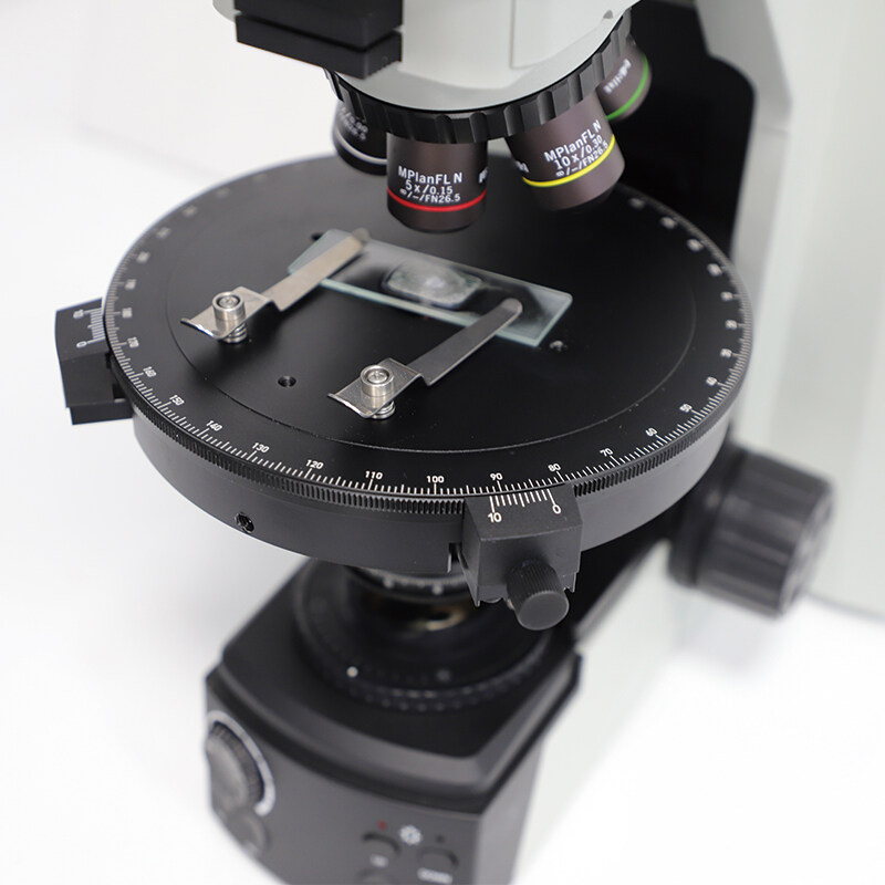 microscópio polarizador profissional