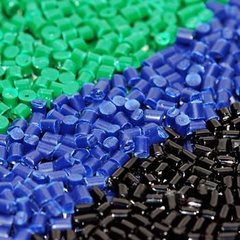 definition of polymers and plastics as chemical compounds
