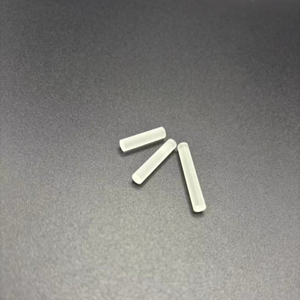 optical lenses (10)