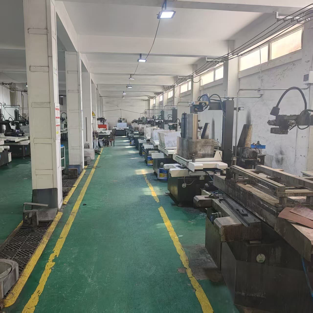CNC wire cutting equipment