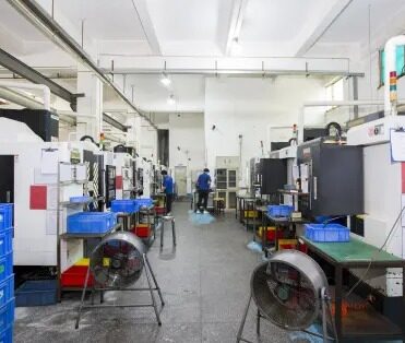 Production de pièces d'usinage CNC
