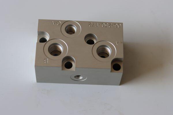 hydraulic manifold