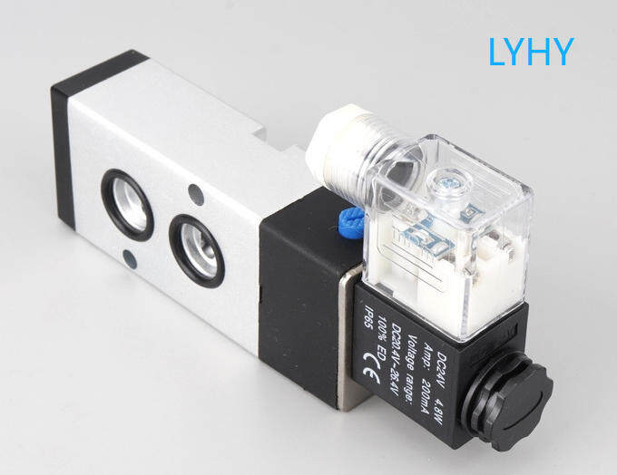 c5ebe571e2c35707dd638a11709088de-1