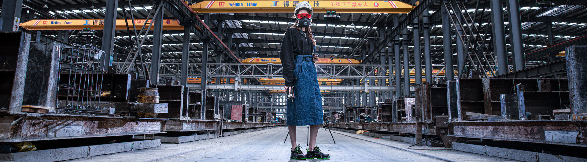 download & video banner