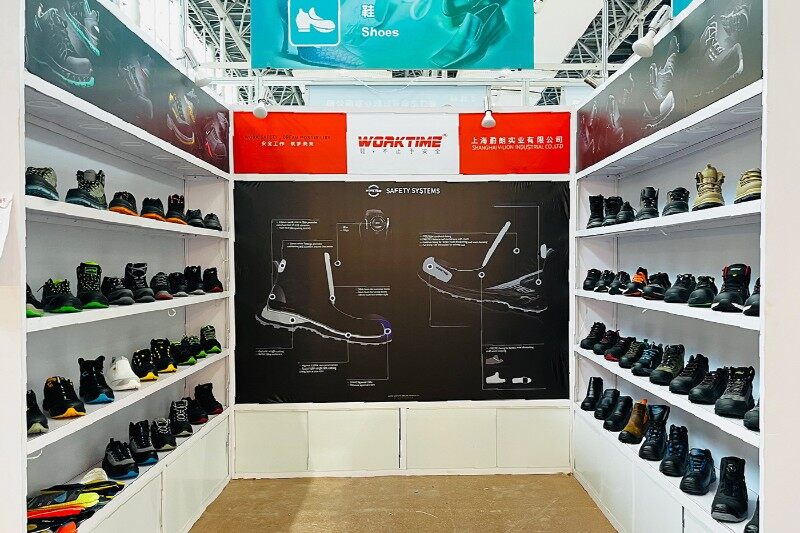 v lion safety successfully concludes the 137th china import and export fair